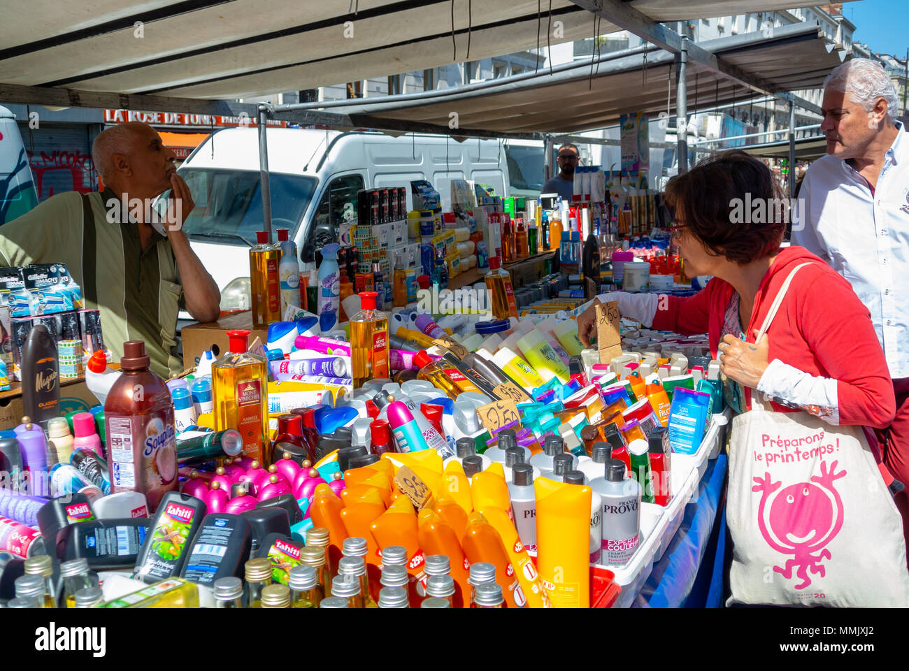 Marché de Belleville, Paris, France Banque D'Images