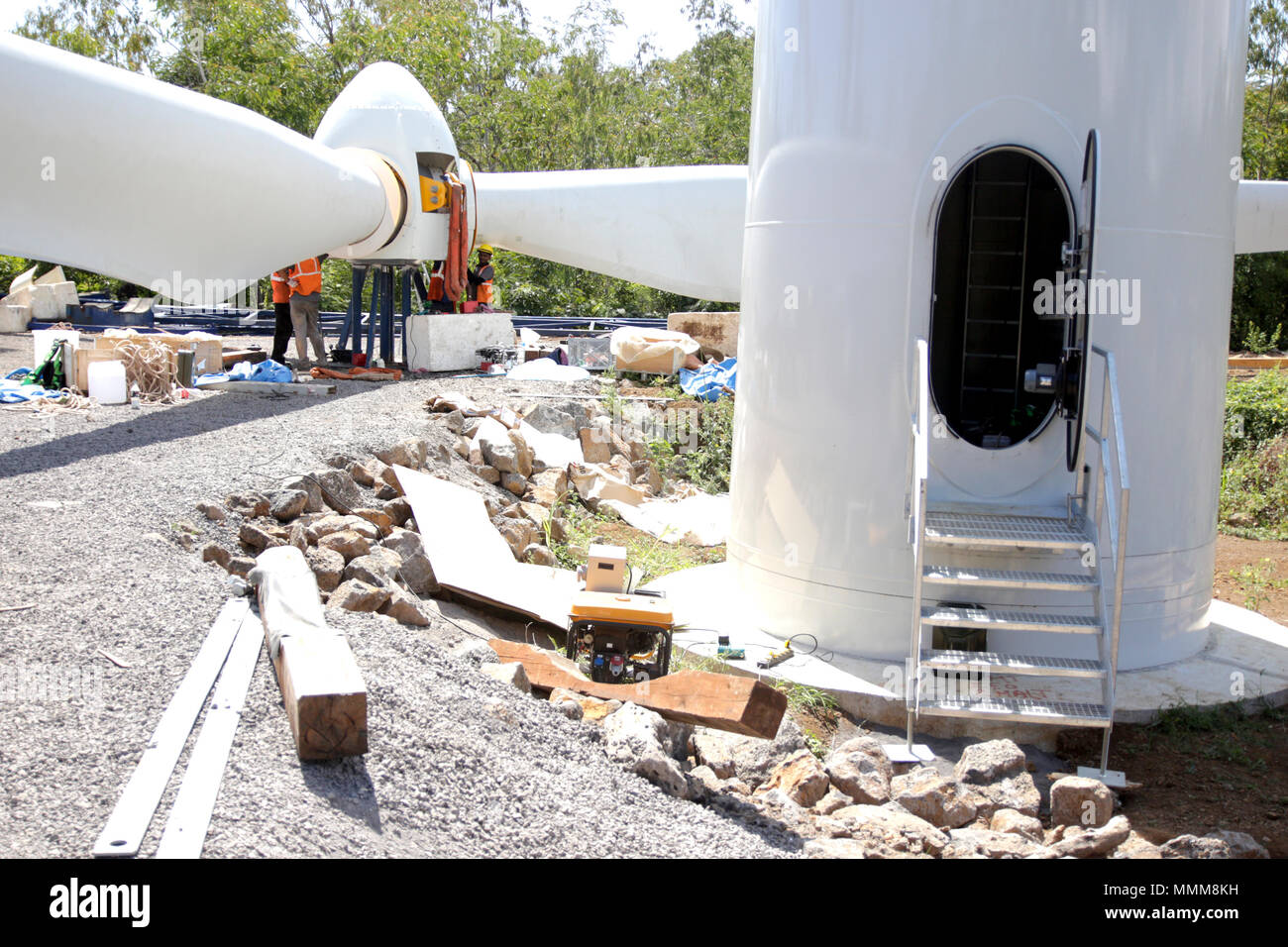 La première centrale éolienne du pays, à Bras-d'eau. Il a ainsi annoncé la mise en opération de plusieurs fermes photovoltaïques. Banque D'Images