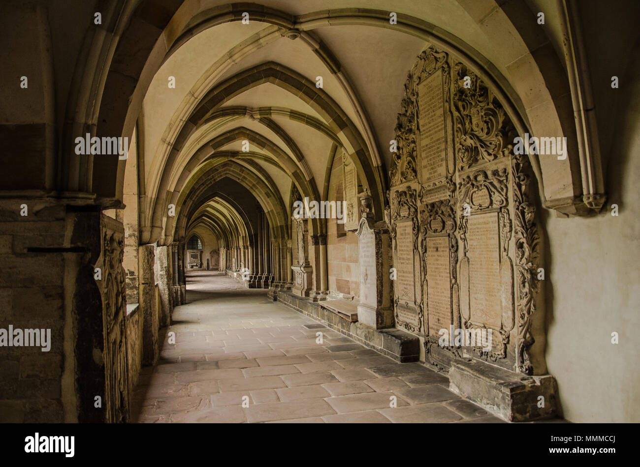 La Cathédrale de Magdebourg, officiellement appelée la Cathédrale des
