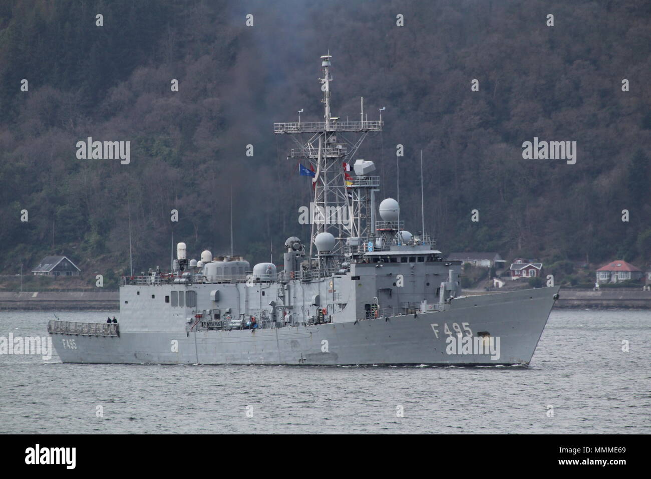 Gediz TCG (F495), un Gabya-classe (ou G-class frigate) exploité par la marine turque, à l'arrivée d'étapes pour l'exercice Joint Warrior 18-1. Banque D'Images