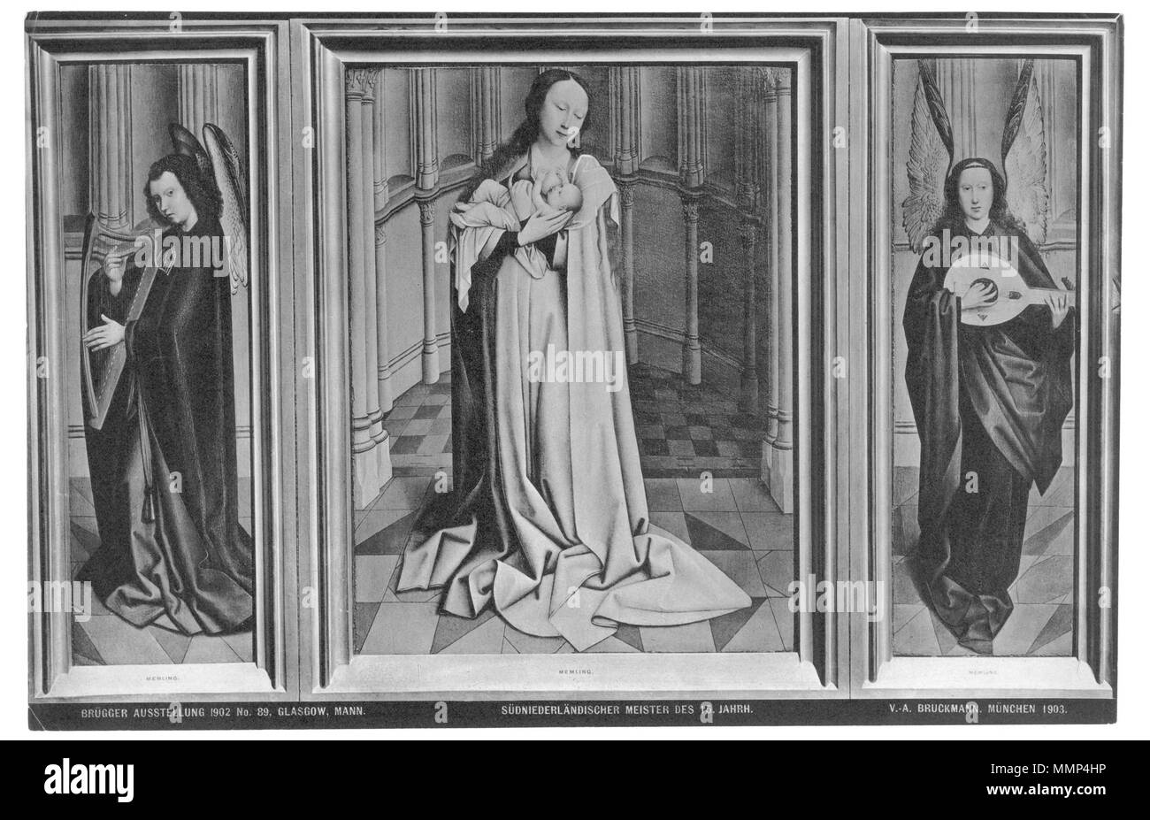 Anglais : Triptyque de Madonna lactans entre un ange jouant de la harpe et un ange jouant du luth . Entre 1475 et 1499. Après Robert campin - Triptyque de Madonna avec l'ange de la musique Banque D'Images