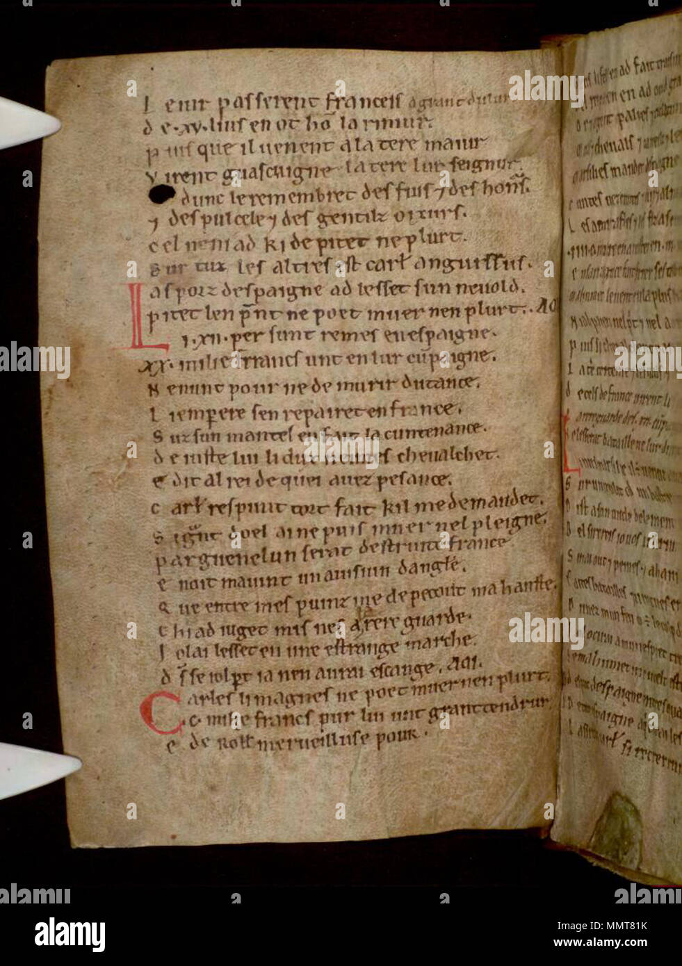 . Partie 2, La Chanson de Roland, au 12ème siècle, de style anglo-normand, ? 2ème trimestre. Partie 1 léguée, peut-être déjà lié à la partie 2, à l'abbaye près de Oxford Osney par maître Henry de Langley, d. 1263( ?). ; 15v La Chanson de Roland. 1125. Les bibliothèques Bodleian, La Chanson de Roland 15v Banque D'Images