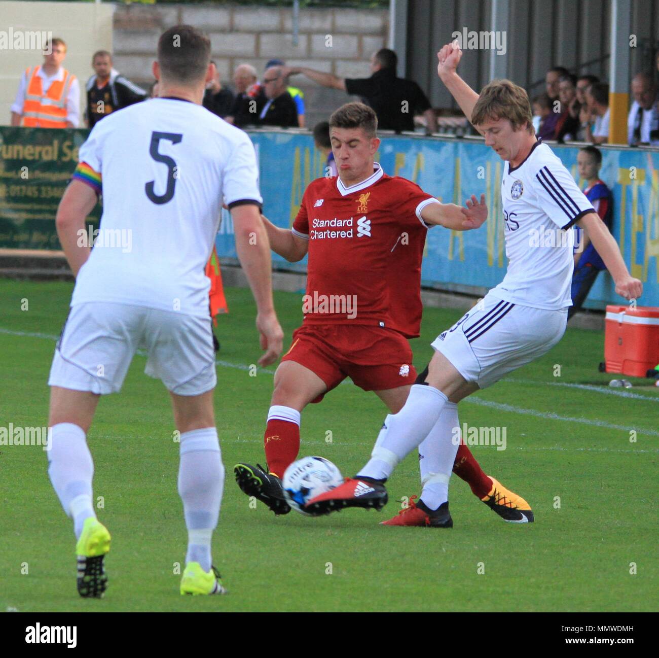 Muro,uk, Rhyl Fc prendre sur Liverpool u23s dans un match amical, Ian crédit Fairbrother/Alamy Banque D'Images