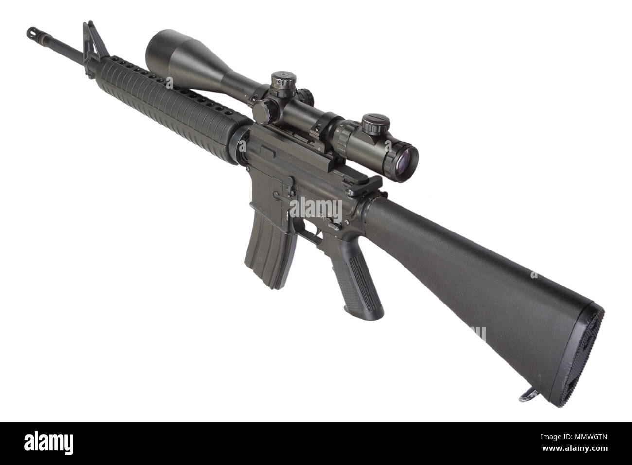 M16 fusil à lunette de tir isolé sur fond blanc Photo Stock - Alamy