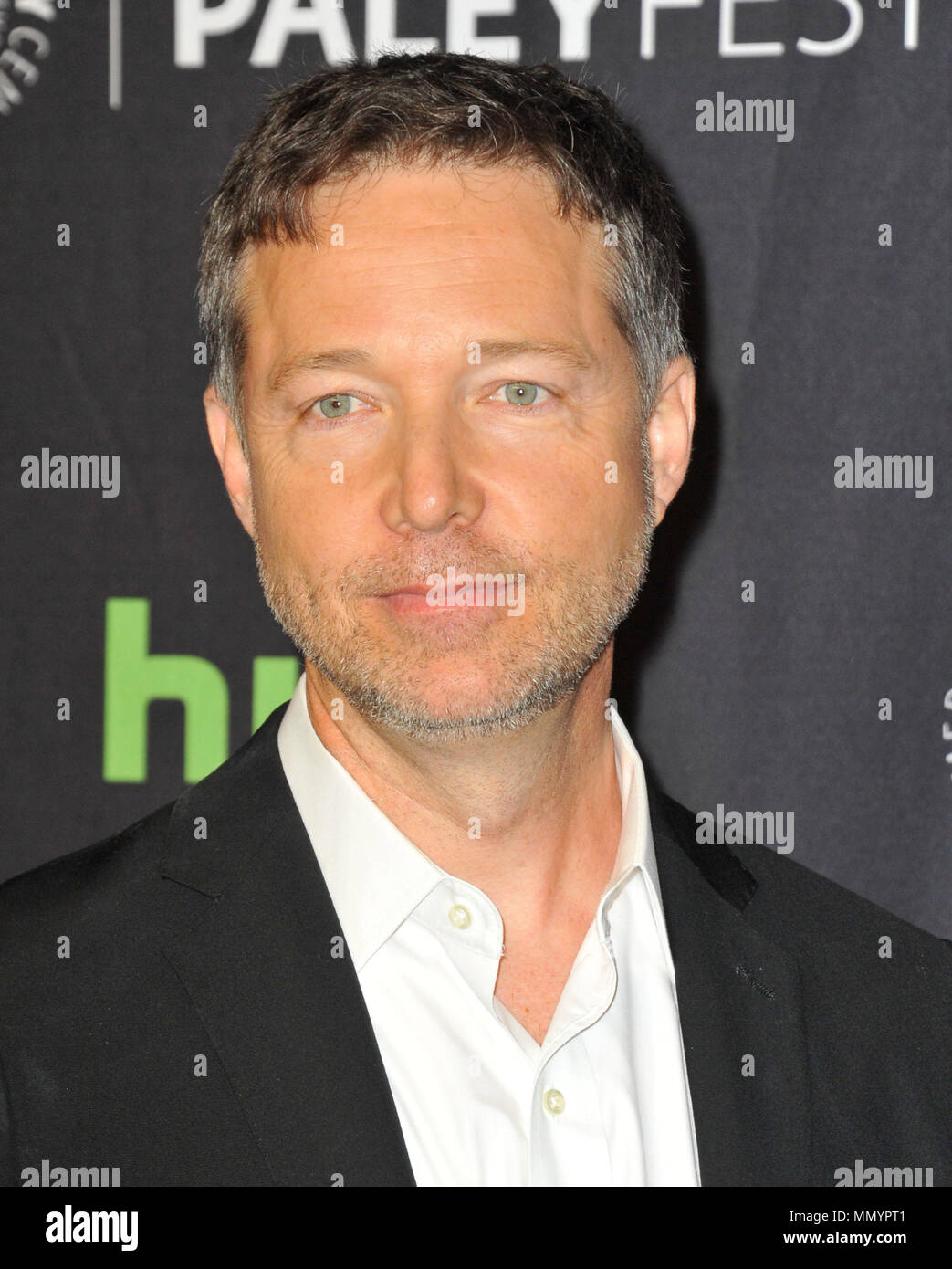 HOLLYWOOD, CA - le 26 mars : George Newbern assiste à l'événement "scandale" au Paley Center for Media's 34th annual PaleyFest au Kodak Theater Le 26 mars 2017 à Hollywood, Californie People : George Newbern Banque D'Images