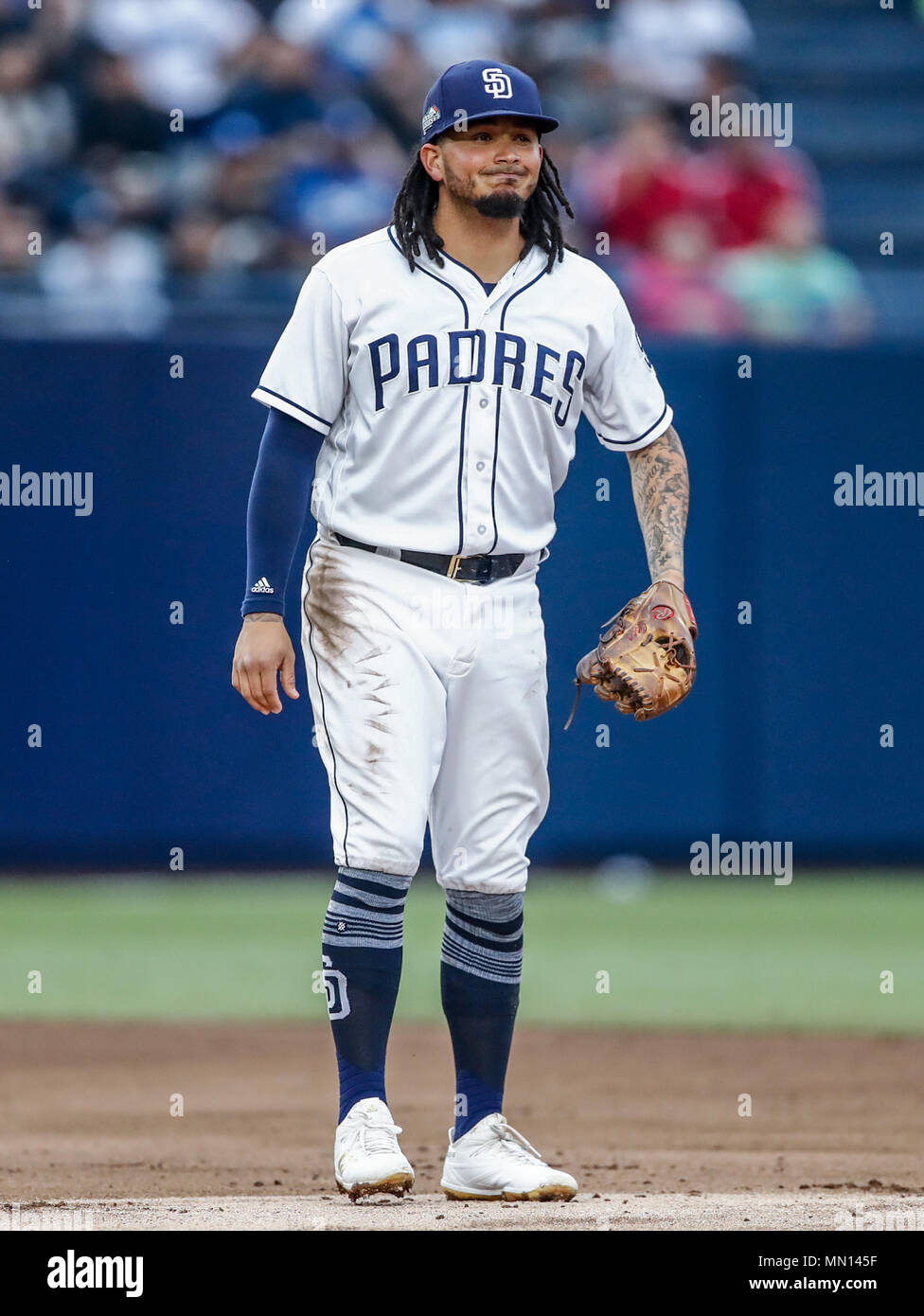 Freddy Galvis. Au cours de l'action de base-ball des Dodgers de Los Angeles, le match contre San Diego Padres, le second jeu de la série de la Ligue Majeure de Baseball au Mexique, qui a eu lieu au stade des Sultans à Monterrey, au Mexique, le samedi 5 mai 2018 . (Photo : Luis Gutierrez) Acciones del partido de beisbol, durante el Encuentro de Los Angeles Dodgers contre les Padres de San Diego, segundo juego de la serie en Mexico de las Ligas Mayores del Beisbol, realizado en el estadio de los Sultanes de Monterrey, Mexique el sabado 5 de mayo 2018. (Photo : Luis Gutierrez) Banque D'Images