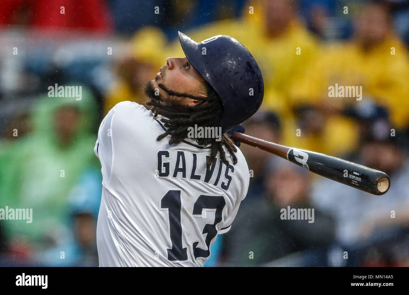 Freddy Galvis. Au cours de l'action de base-ball des Dodgers de Los Angeles, le match contre San Diego Padres, le second jeu de la série de la Ligue Majeure de Baseball au Mexique, qui a eu lieu au stade des Sultans à Monterrey, au Mexique, le samedi 5 mai 2018 . (Photo : Luis Gutierrez) Acciones del partido de beisbol, durante el Encuentro de Los Angeles Dodgers contre les Padres de San Diego, segundo juego de la serie en Mexico de las Ligas Mayores del Beisbol, realizado en el estadio de los Sultanes de Monterrey, Mexique el sabado 5 de mayo 2018. (Photo : Luis Gutierrez) Banque D'Images