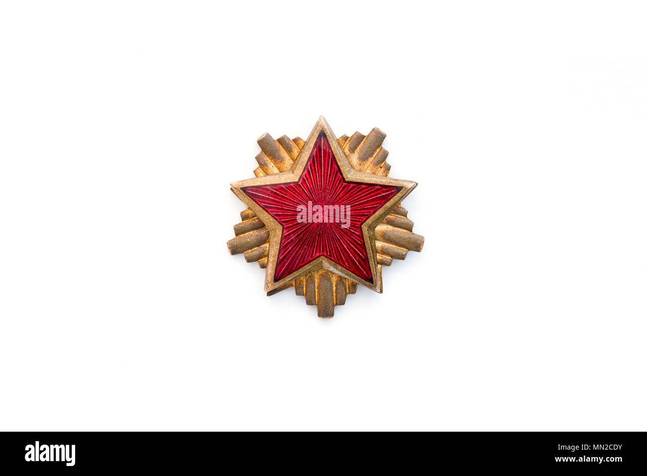 Old red star de la militaire communiste isolé sur fond blanc Banque D'Images