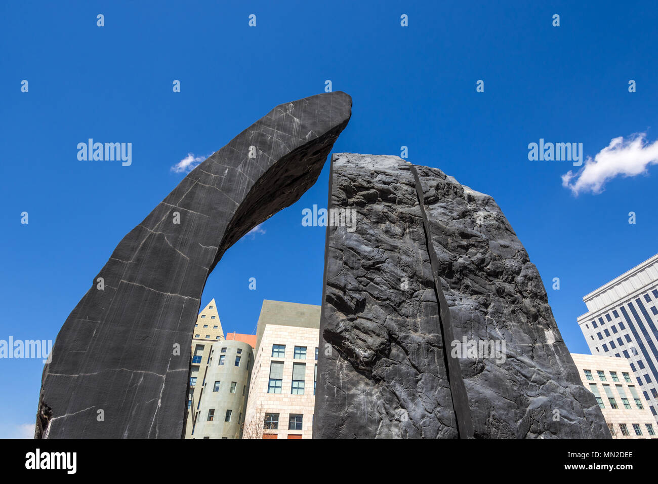 'Denver la sculpture des monolithes par Beverly Pepper, Denver, Colorado, USA. Banque D'Images