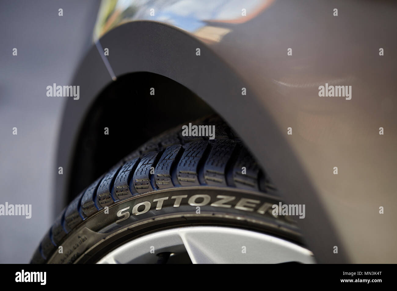Close up de pneus hiver Banque D'Images
