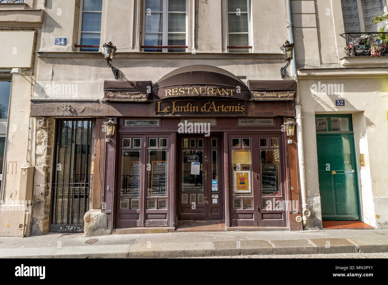 Le Jardin d'Artemis, Rue Mouffetard, Paris, France Banque D'Images