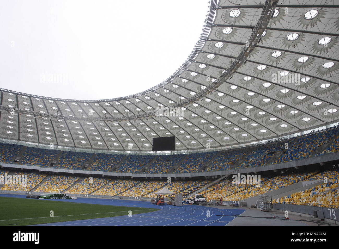 Kiev, Ukraine. 14 mai, 2018. Vue générale du stade Olimpiyskiy, lieu de la finale de la Ligue des Champions 2018, à Kiev, Ukraine, le 14 mai 2018 . Kiev sera l'hôte de la finale de la finale de la Ligue des champions de 2018 le 26 mai 2018. Crédit : Serg Glovny/ZUMA/Alamy Fil Live News Banque D'Images