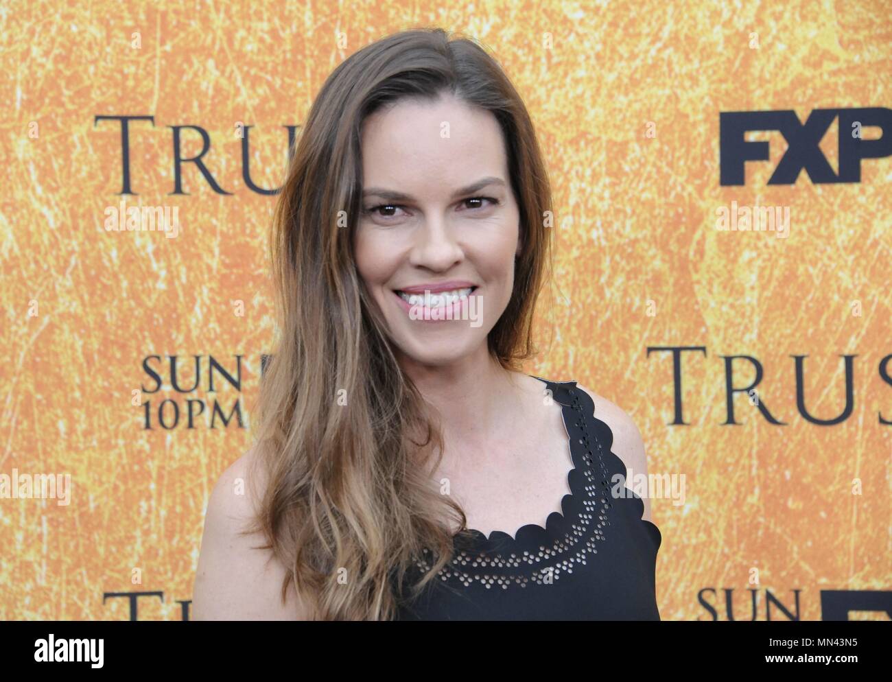 North Hollywood, CA. Le 11 mai, 2018. Hilary Swank aux arrivées de FX'S TRUST FYC, événement Saban Centre des médias à l'Académie de Télévision Théâtre Wolf, North Hollywood, CA, 11 mai 2018. Credit : Dee Cercone/Everett Collection/Alamy Live News Banque D'Images