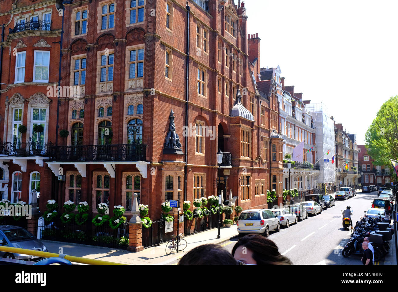 Kensington Court de Kensington High Street, London, UK Banque D'Images