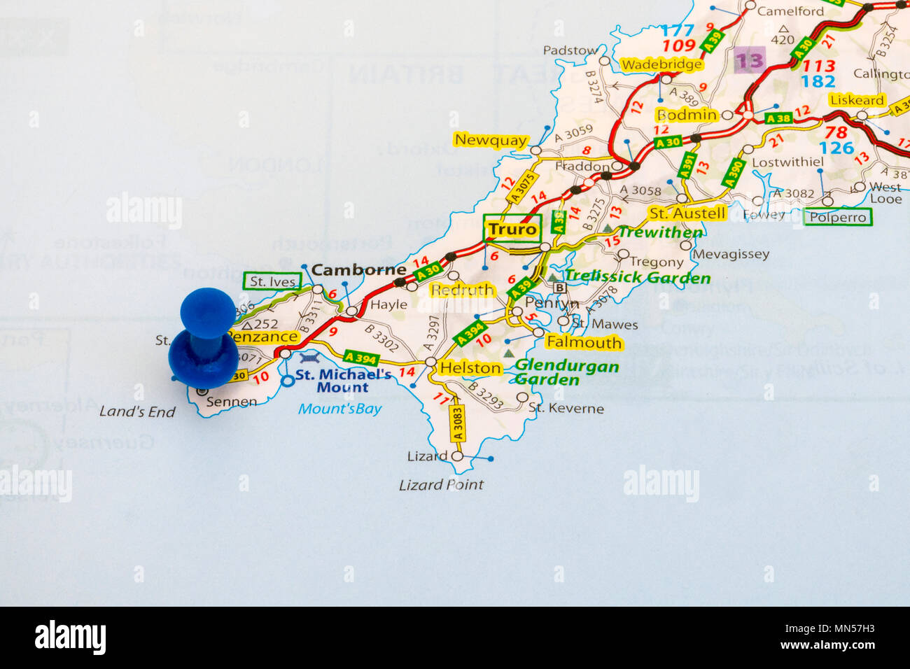 Lands End, Cornwall, UK. La carte borne marquant l'emplacement de Landsend. Banque D'Images