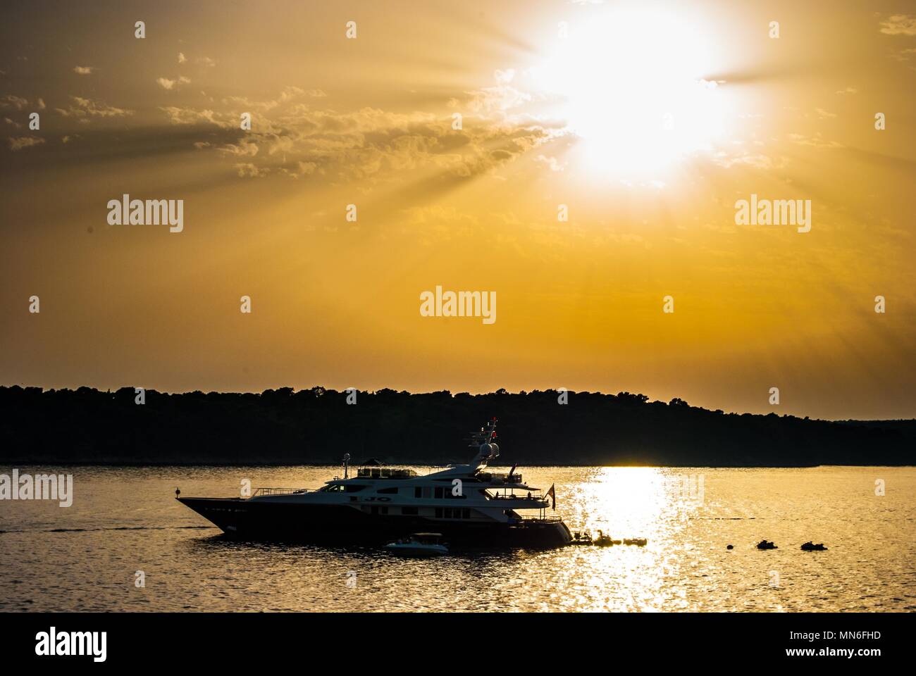 Bateau coucher de soleil Banque D'Images