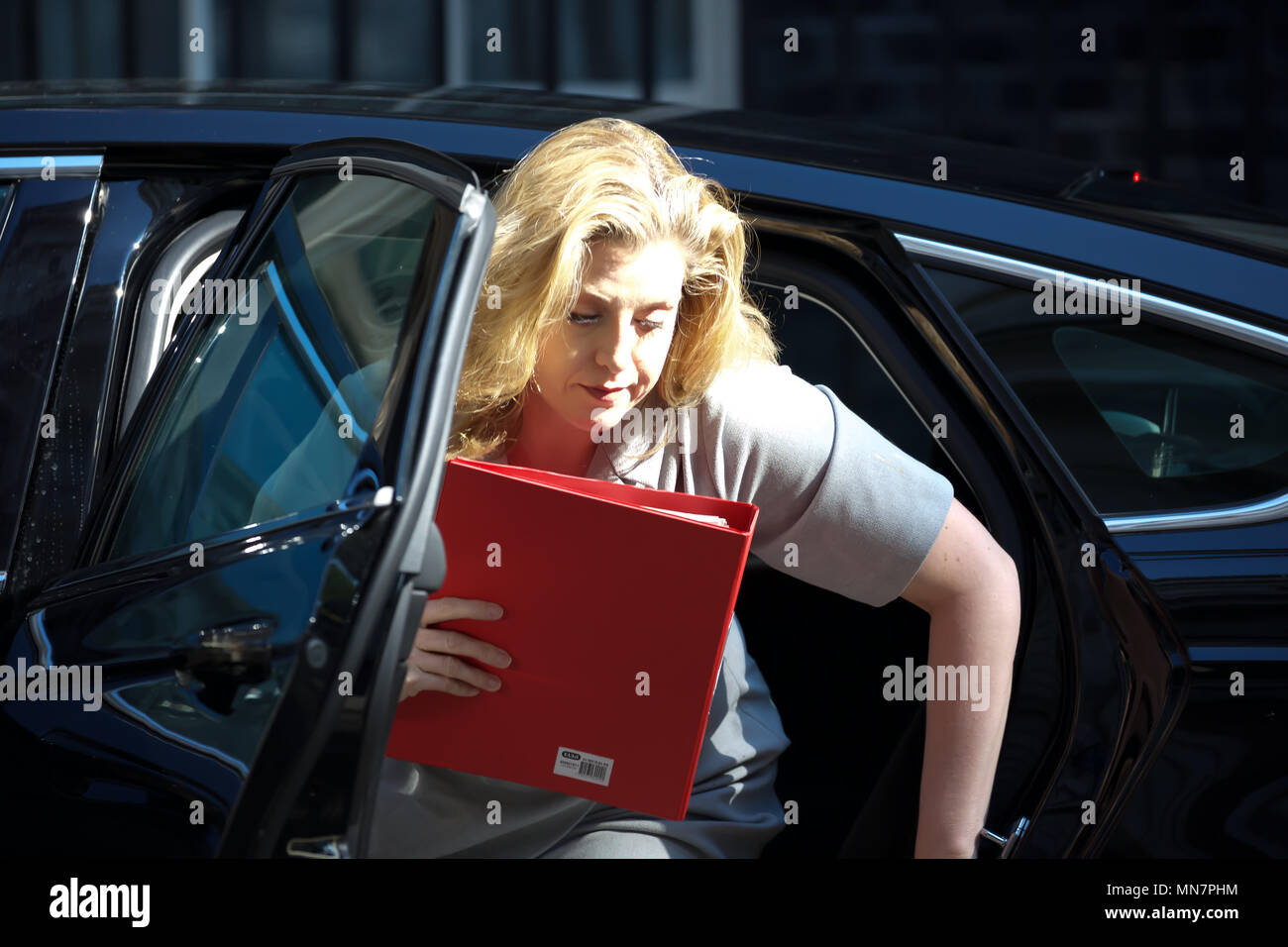 Londres, Royaume-Uni. 15 mai, 2018.Le Secrétaire d'État pour le développement international et ministre des femmes et des égalités la Rt Hon Penny Mordaunt MP arrive pour la réunion hebdomadaire du cabinet au 10 Downing Street à Londres Crédit : Keith Larby/Alamy Live News Banque D'Images