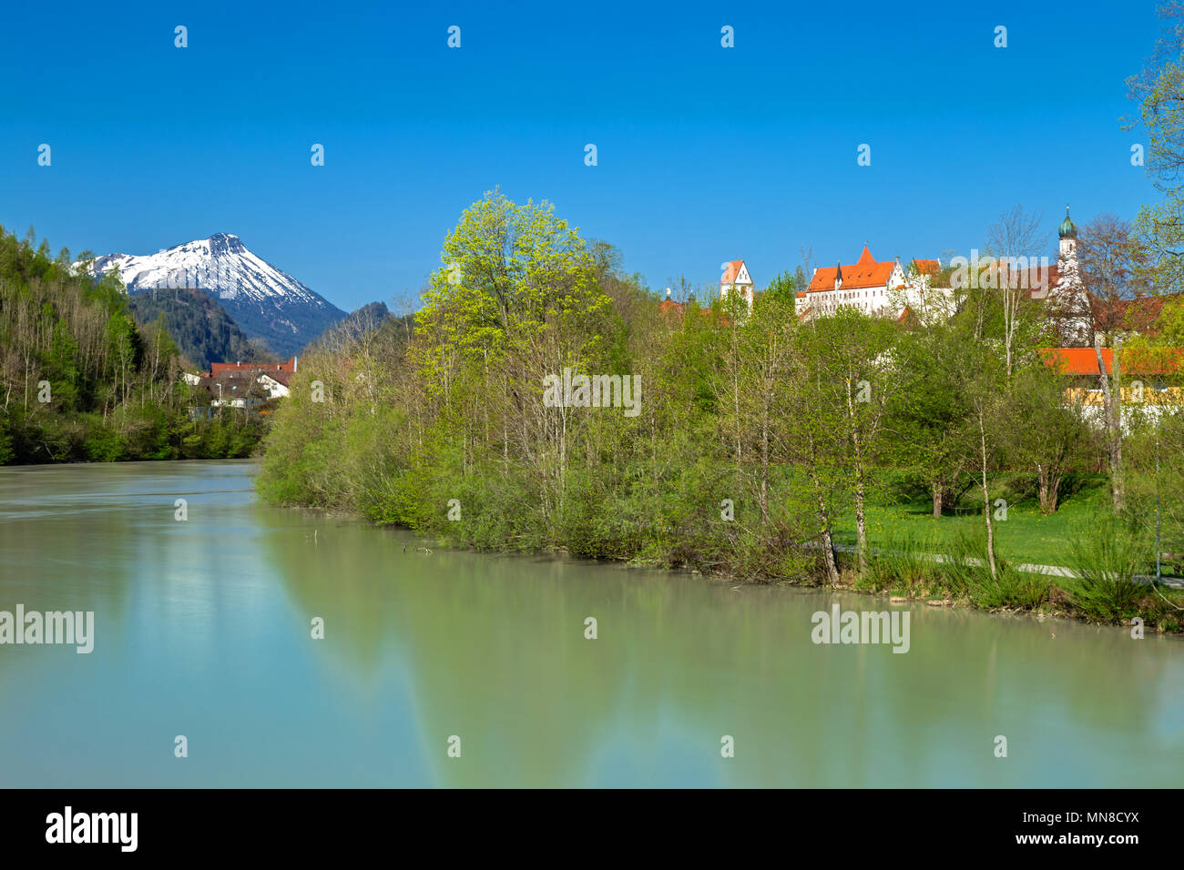 Palais élevé et de Saint Mang monastère à Füssen sur la rivière Lech, Bavière, Allemagne Banque D'Images