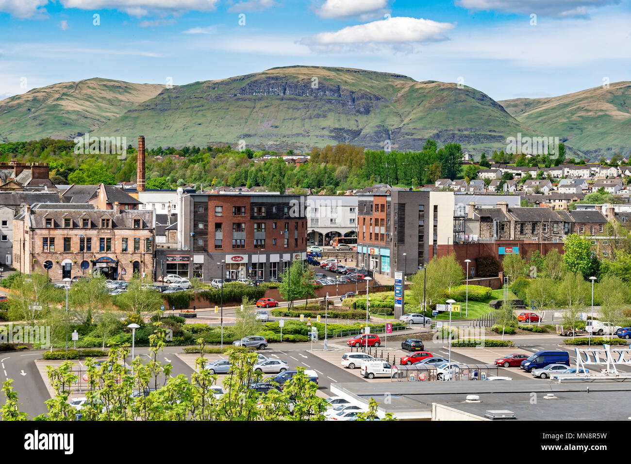 Vue sur les monts Ochil vers Alloa Alloa de toit de la tour à Alloa Clackmannanshire Ecosse UK Banque D'Images