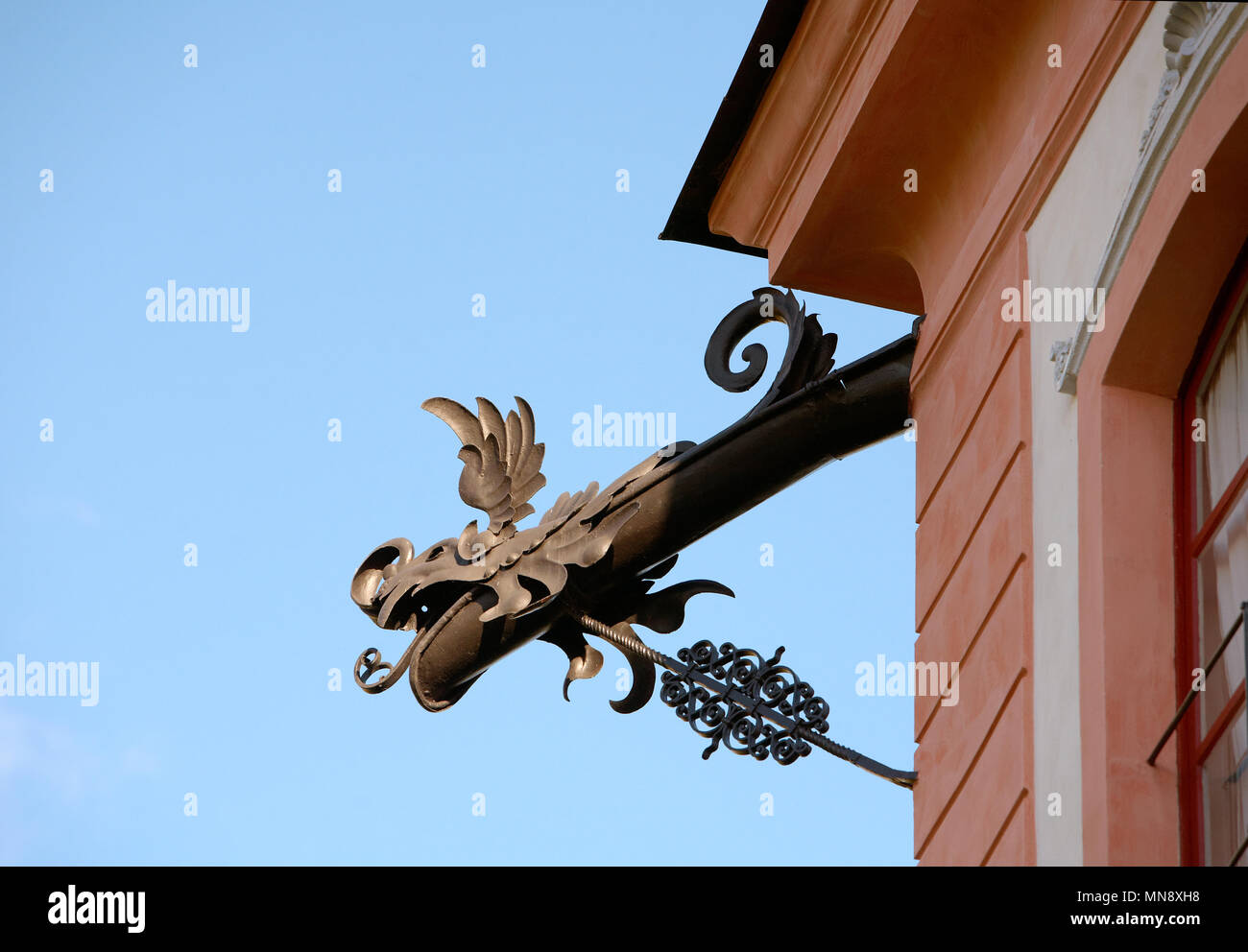 Canal d'évacuation de toiture pour l'eau de ruissellement du toit du palais royal Tullgarn en Suède. rom le toit de la palais royal Tullgarn en Suède. Banque D'Images