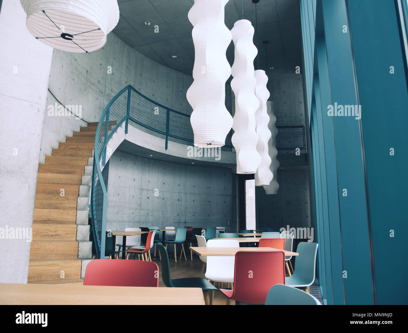 WEIL AM RHEIN, ALLEMAGNE - Avril 2018 : bâtiment de Tadao Ando à Vitra Campus. Banque D'Images