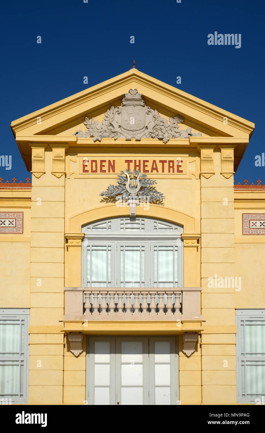 Façade du théâtre Eden Historique ou Eden Theatre, l'un des meilleurs cinéma ou de cinéma, La Ciotat, Provence, France Banque D'Images