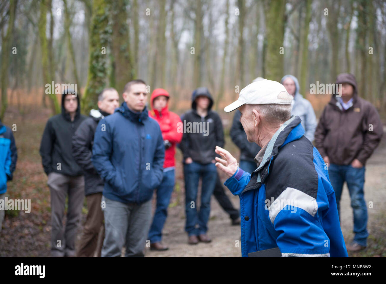 Le général commandant la Compagnie du printemps 2018 Personnel Commandants Ride a eu lieu au cours d'12-14mars et visité les sites de bataille de la Première Guerre mondiale autour de Liège, Belgique et Verdun, France. La Mission de la ride du personnel était de fournir des jeunes officiers sélectionnés une occasion de perfectionnement professionnel qui a été souligné par la haute direction de l'encadrement. Au cours du trajet du personnel, les participants sont en mesure de marcher sur le terrain des sites de bataille réelle pour discuter et examiner la prise de décision tactique et l'évolution de ces tactiques comme la guerre progresse. Les participants ont également analysé l'American Expedi Banque D'Images