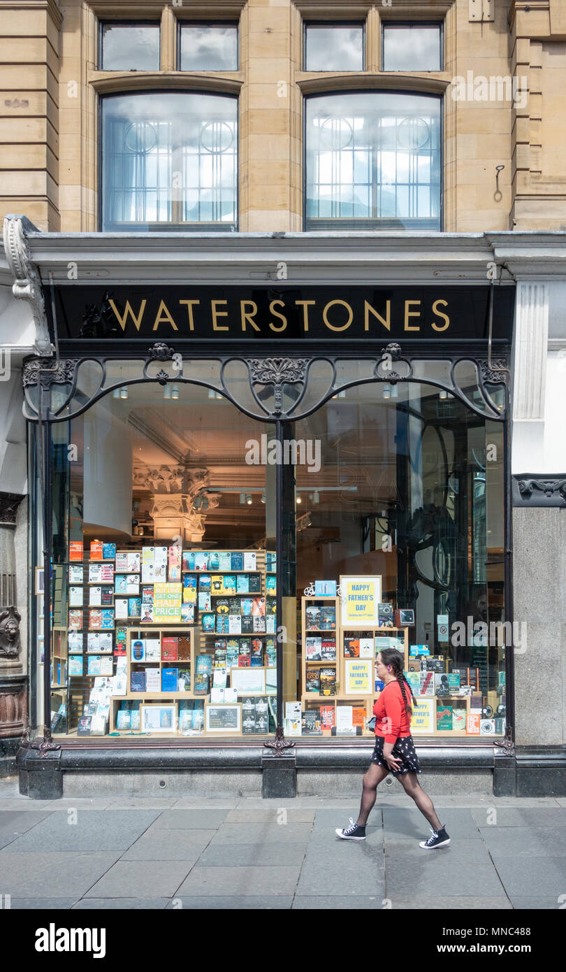 Librairie Waterstones, Emerson Chambers, Blackett Street, Newcastle upon Tyne, England, UK Banque D'Images