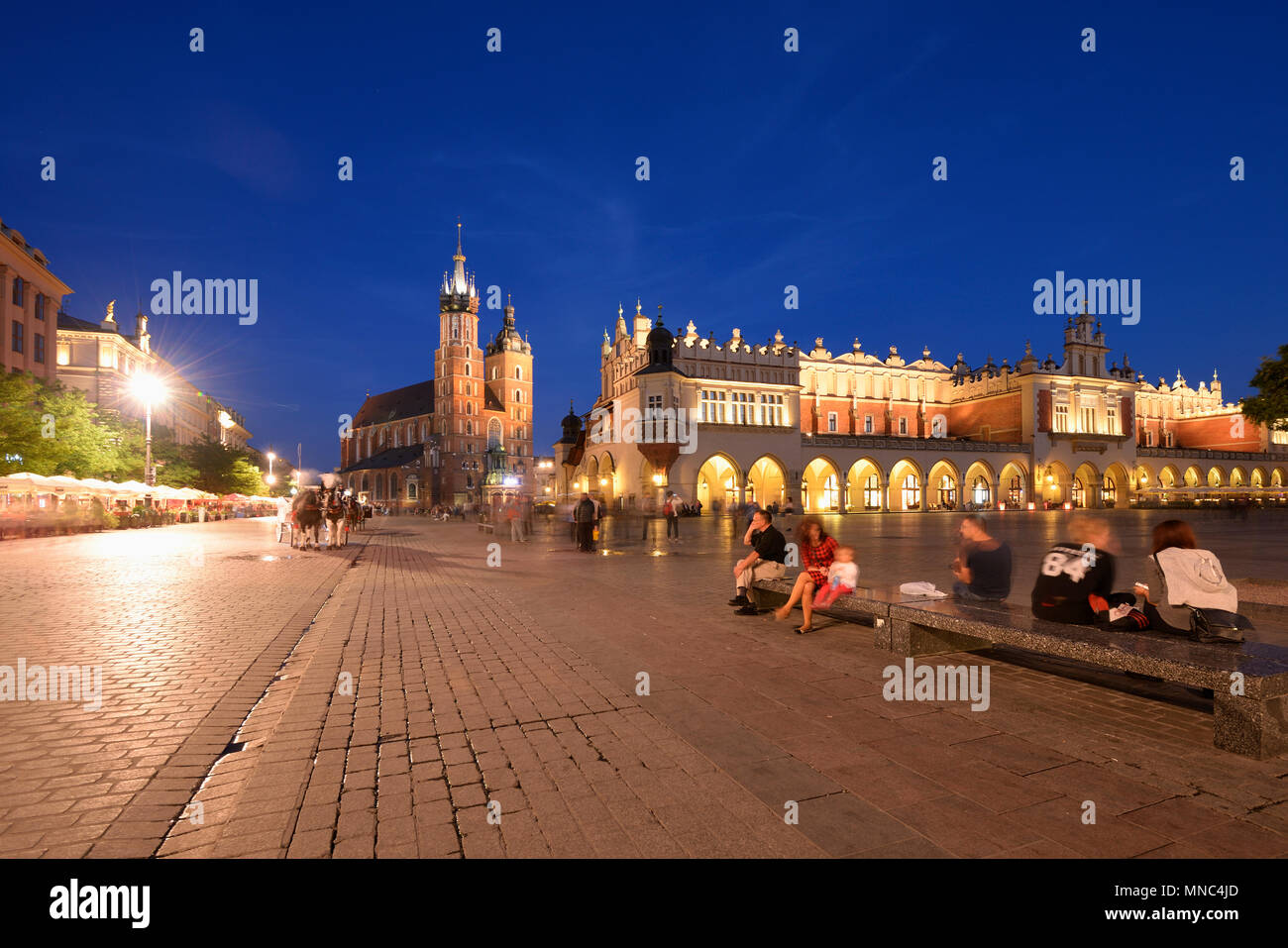 La place du marché (Rynek) de la vieille ville de Cracovie, Site du patrimoine mondial de l'Unesco. Cracovie, Pologne Banque D'Images