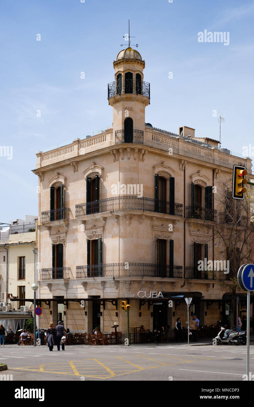 L'hôtel Hostal Cuba à Palma de Majorque, capitale de l'île espagnole de  Majorque Photo Stock - Alamy