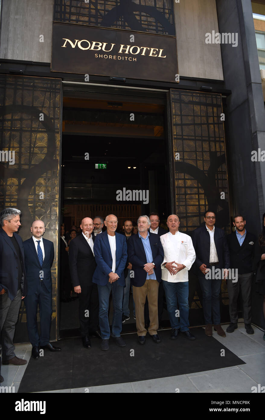 La photo doit être crédité ©Presse Alpha 079965 15/05/2018 Trevor Horwell Meir Teper Robert De Niro et Nobu Nobuyuki Matsuhisa Nobu Hotel London Shoreditch à Londres Lancement Banque D'Images
