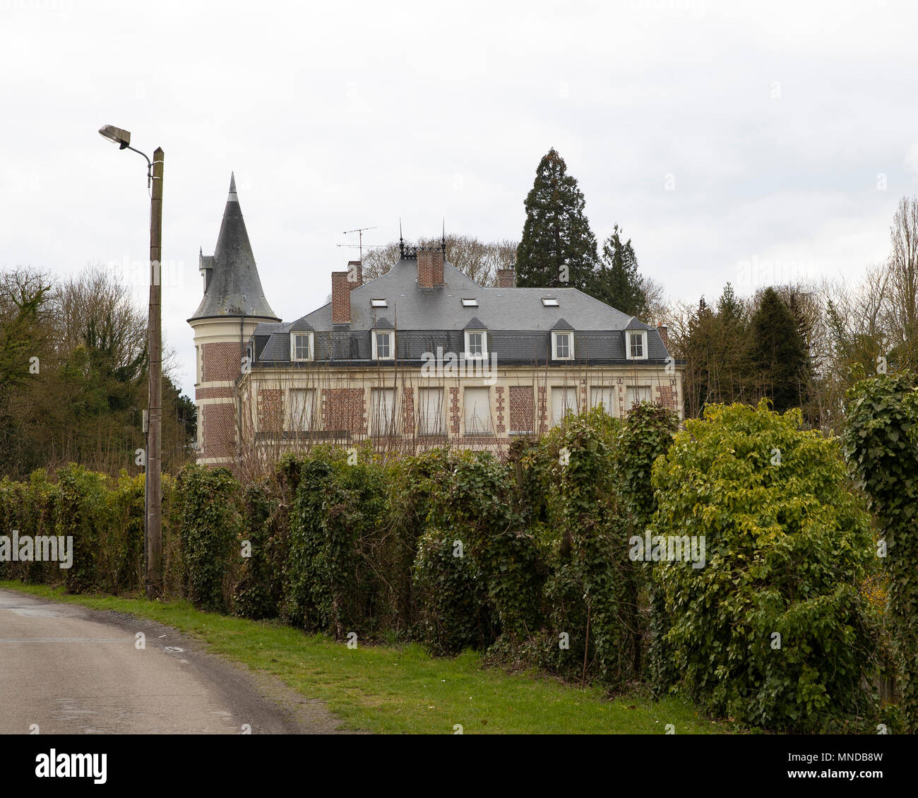 Le Château de Thun St Martin, près de ThunsaintMartin, France Photo