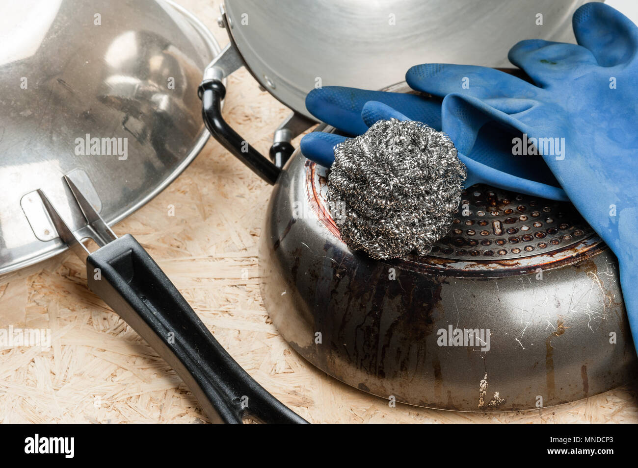 Curseur de l'acier inoxydable, pour tampon à récurer la vaisselle Banque D'Images
