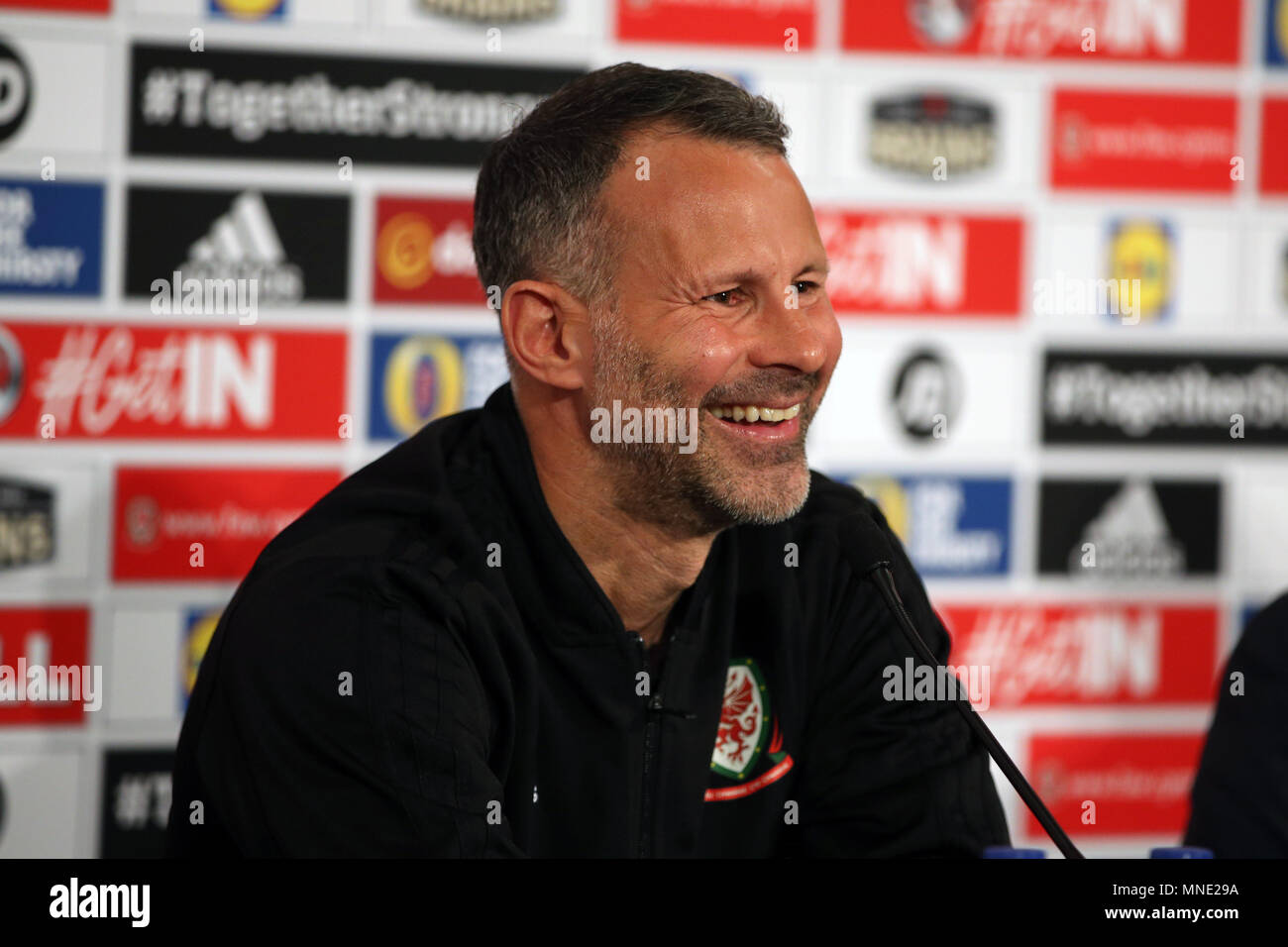 Ryan Giggs , l'équipe de football du Pays de Galles responsable parle aux médias qu'il tient une conférence de presse pour annoncer son escouade de galles à jouer contre le Mexique plus tard ce mois-ci à la St Fagans Musée National d'histoire de St Fagans, près de Cardiff , Nouvelle-Galles du Sud le mercredi 16 mai 2018 pic par Andrew Verger/Alamy Live News Banque D'Images