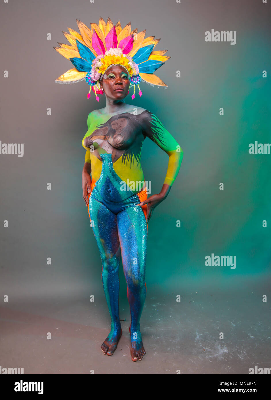 London UK 16 mai 2018 Le salon d'Art Festival Body Painting un corps un jour un concours de peinture, peinture sur visage défilé .Le thème de cette année l'Art Vivant Body painting Show Festival est la magie dans tous ses aspects merveilleux@Paul Quezada -Neiman/Alamy Live News Banque D'Images