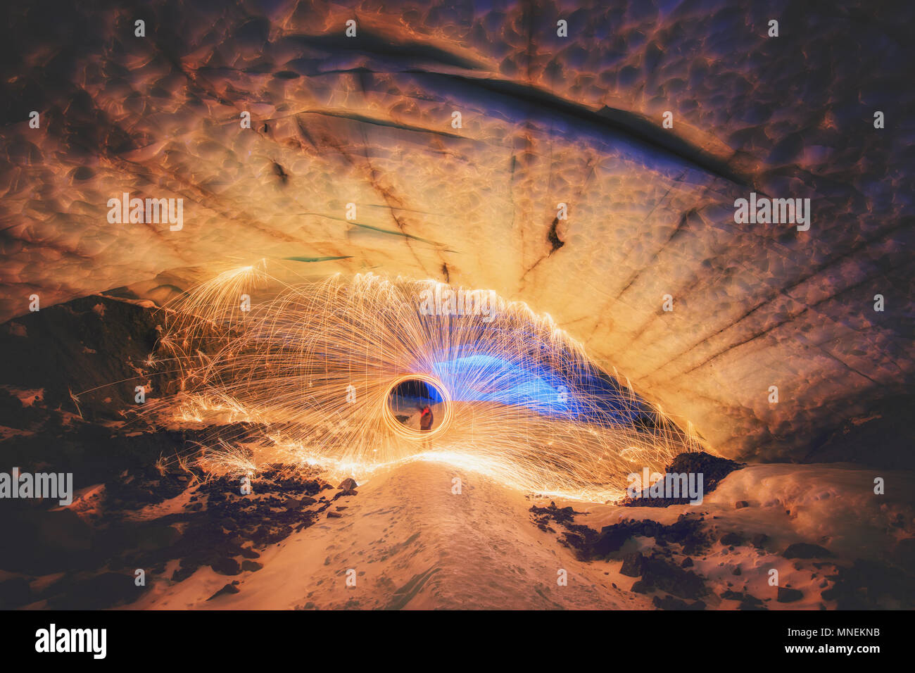 Grotte de glace de la laine d'acier Yukon Canada photographie glacier de nuit Banque D'Images