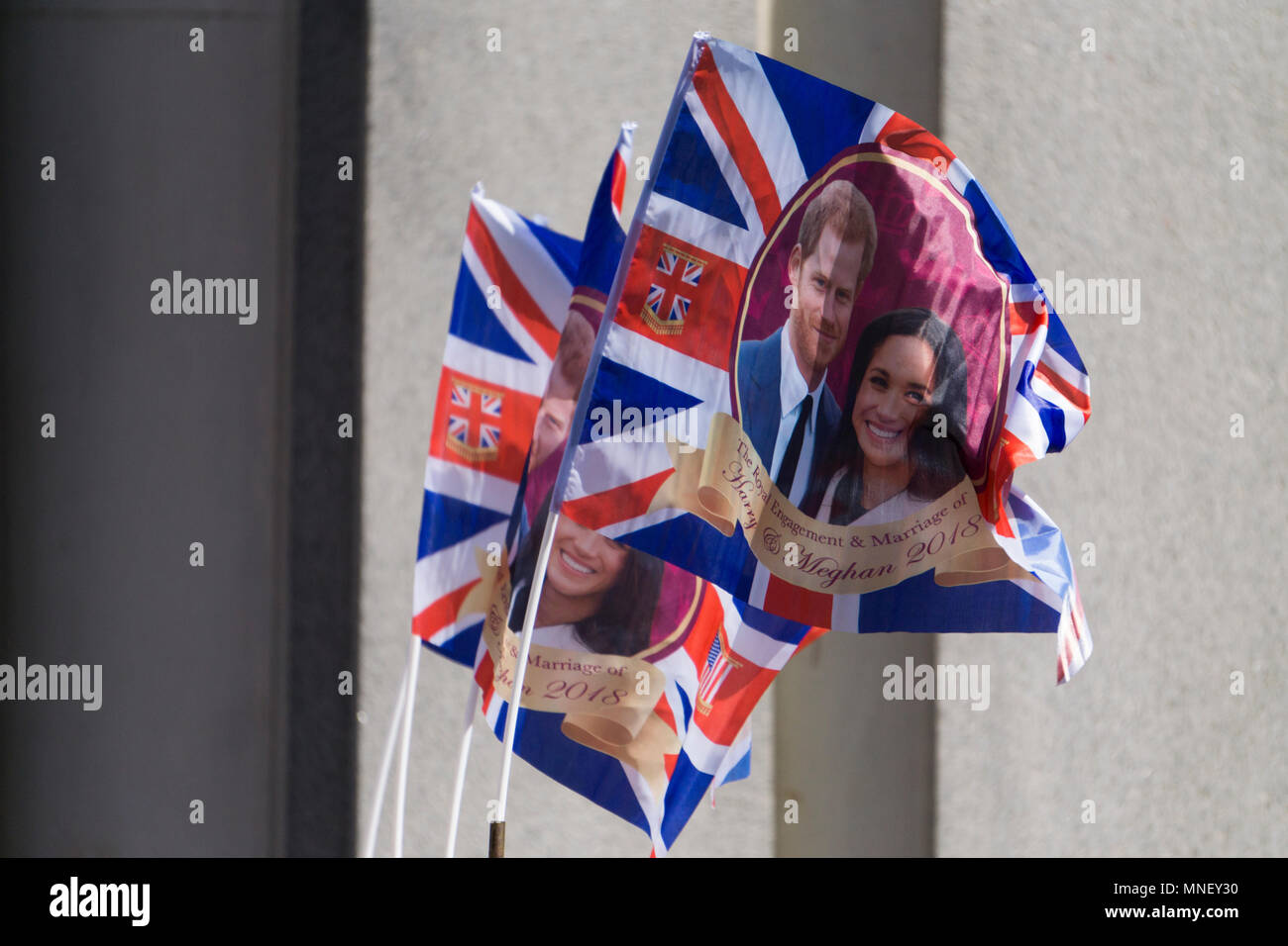 Londres, Royaume-Uni - 15 MAI 2018 : Union jack flag avec le prince Harry et Meghan Markle sur pour célébrer le mariage royal. Banque D'Images