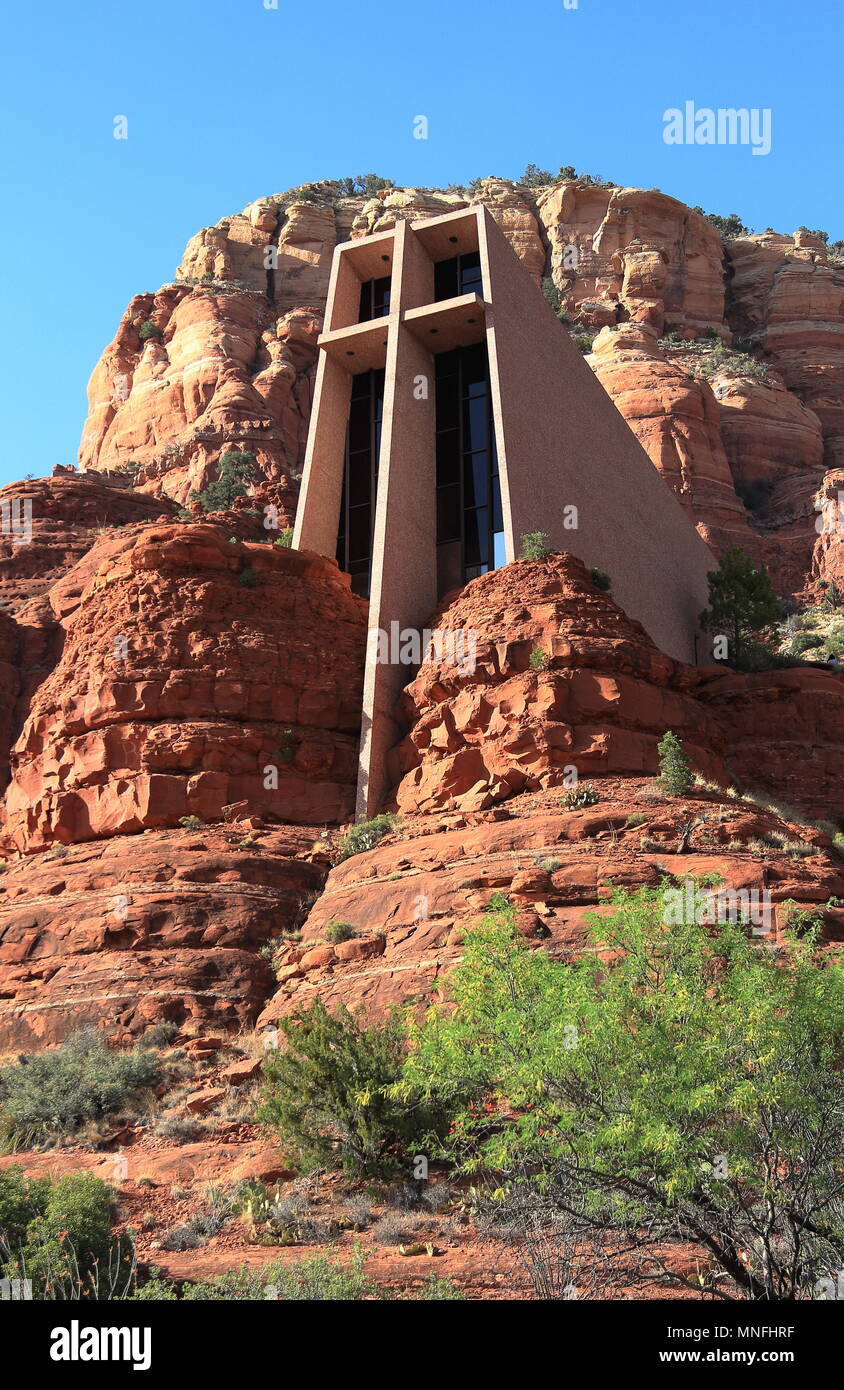 Sedona, Arizona : la chapelle de la Sainte Croix construit dans les buttes. Banque D'Images