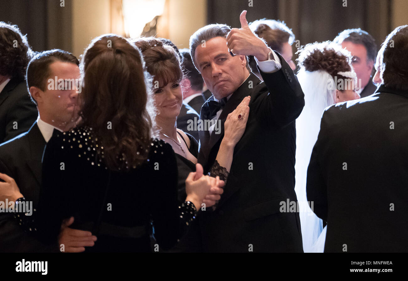 DATE DE SORTIE : Juin 15, 2018 Title : Gotti STUDIO : Lionsgate Réalisateur : Kevin Connolly Résumé : L'histoire de John Gotti patron du crime et de son fils. Avec : Kelly Preston comme Victoria Gotti, John Travolta comme John Gotti Sr. (Image Crédit : © Lionsgate Entertainment/photos) Banque D'Images