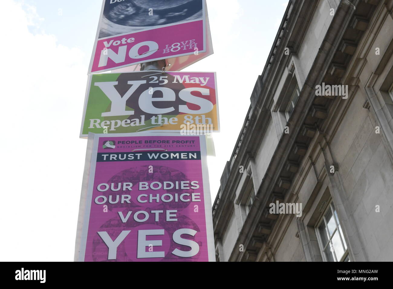 Dublin, Irlande. 12 mai, 2018. 'Stand up pro-vie pour la Vie' Rassemblement pour la conservation de la huitième modification dans le référendum à venir sur la loi sur l'avortement, qui aura lieu le 25 mai. Crédit : John Rooney/Pacific Press/Alamy Live News Banque D'Images