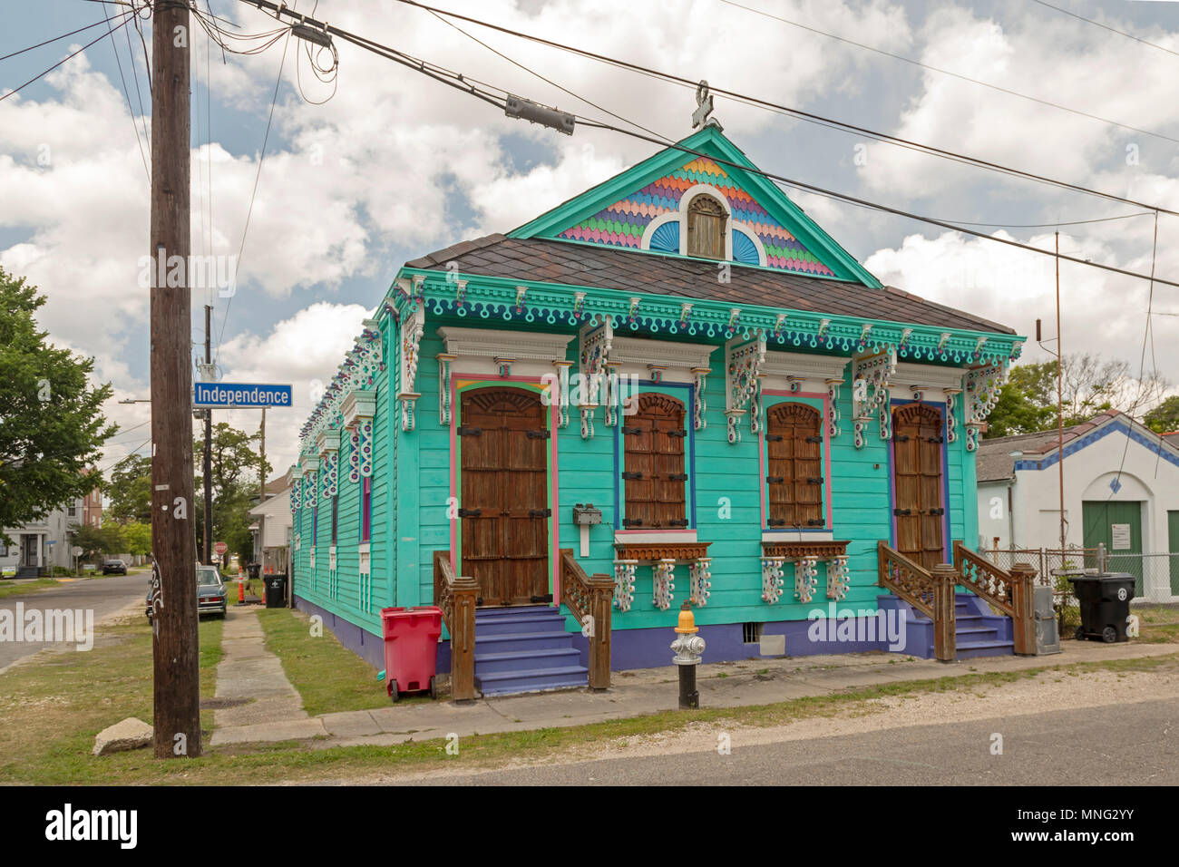 La Nouvelle-Orléans, Louisiane - une maison colorée dans le quartier St Claude. Banque D'Images