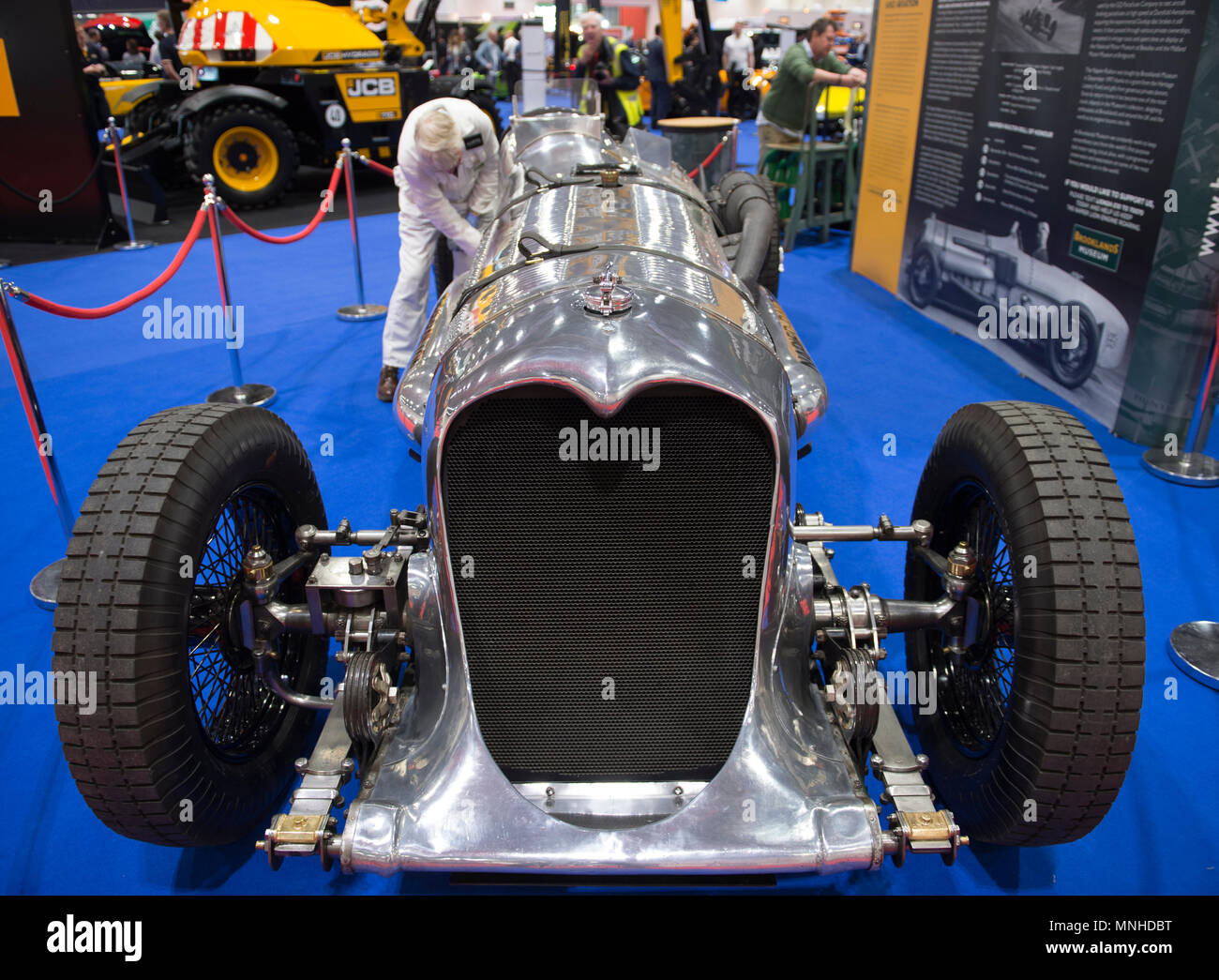 ExCel, Londres, Royaume-Uni. 17 mai, 2018. L'Confused.com London Motor Show event se déroule du 17 au 20 mai 2018 avec un espace 4,5 fois plus grand que l'an dernier. Photo : Les Britanniques construisent aero engine powered Napier Railton commandé par John Cobb entre 1933 et 1937 a éclaté 47 records du monde de vitesse. Credit : Malcolm Park/Alamy Live News. Banque D'Images