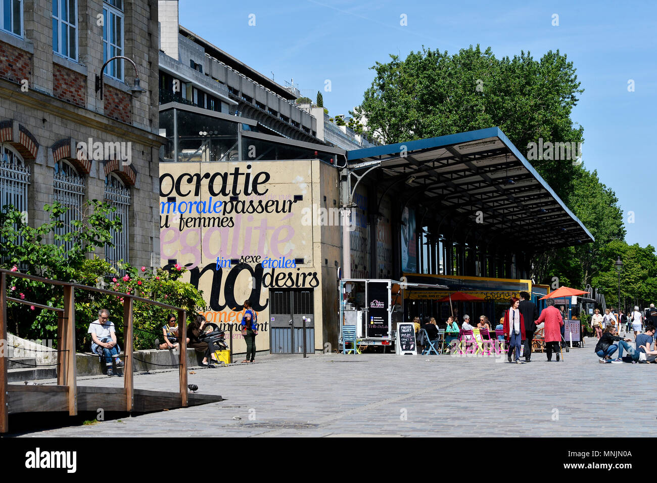 Le bassin de la Villette (Bassin de La Villette) est le plus grand lac artificiel de Paris - Paris 19ème - France Banque D'Images