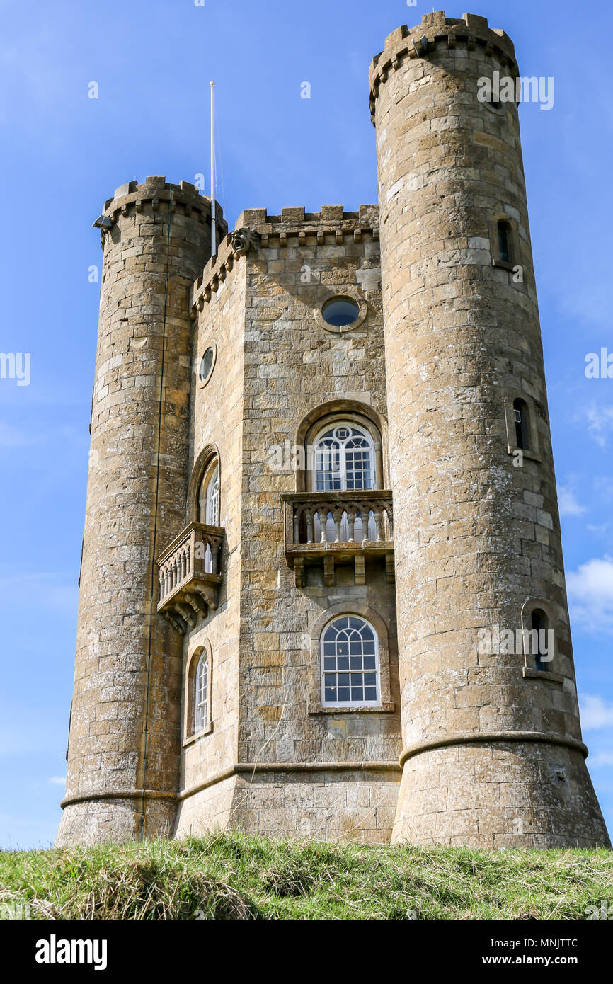 Broadway Tower une folie sur Broadway hill les Cotswolds UK Banque D'Images