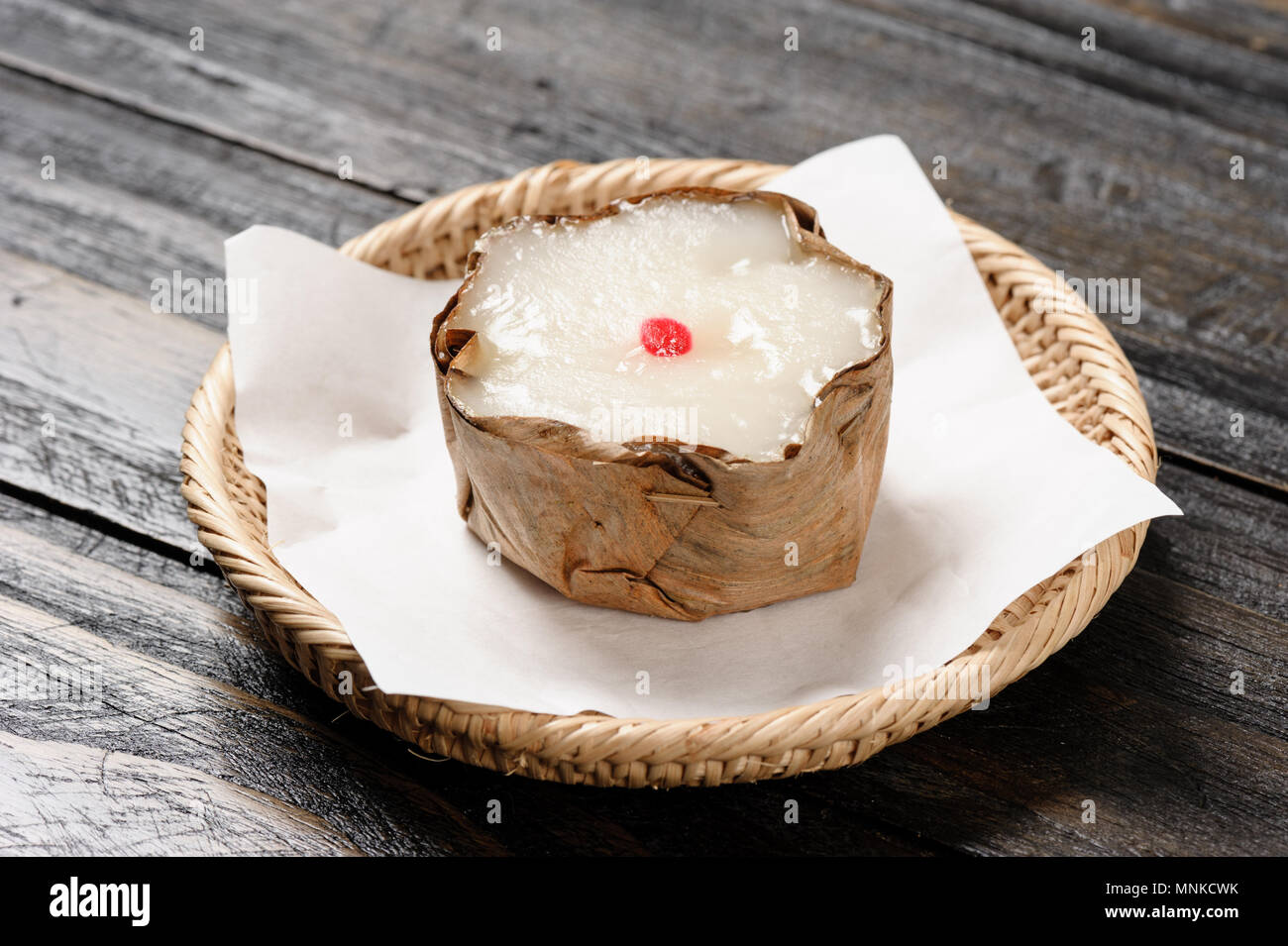 Nian Gao Ou Le Nouvel An Chinois Ou Gateau Gateau De L Annee Nian Gao Est Un Aliment Prepare A Partir De Riz Gluant Et Consommee Dans La Cuisine Chinoise Photo Stock