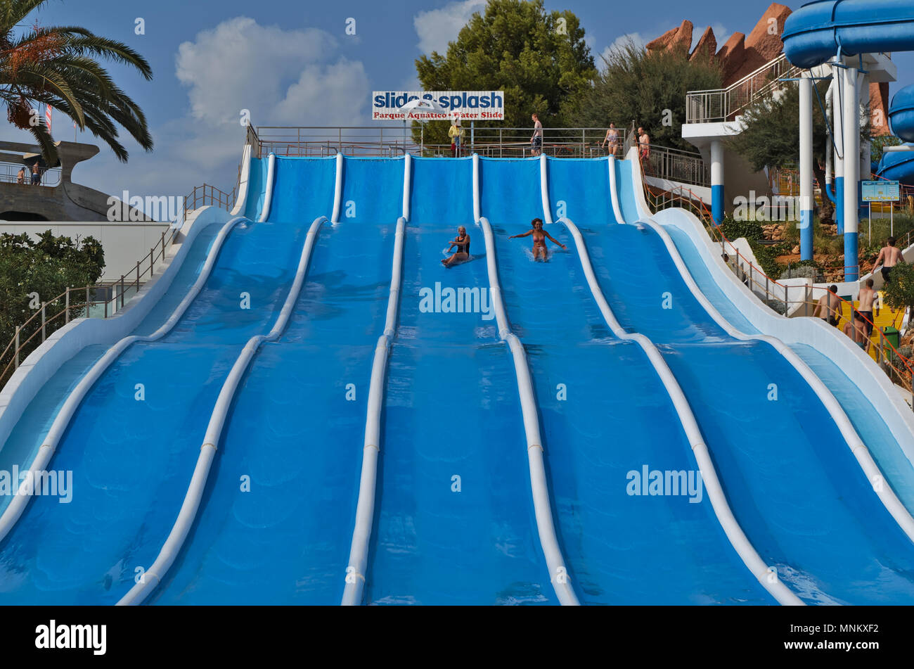 Slide and Splash Water Park à Lagoa, Algarve, Portugal Photo Stock - Alamy