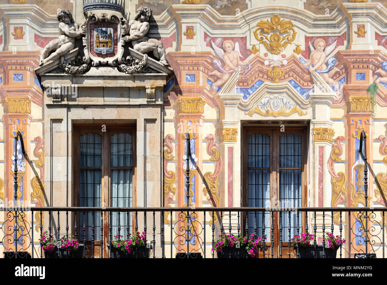 Magnifique façade de l'hôtel de ville de Durango, Ayuntamiento de Durango, Vizcaya, Pays Basque, Espagne Banque D'Images