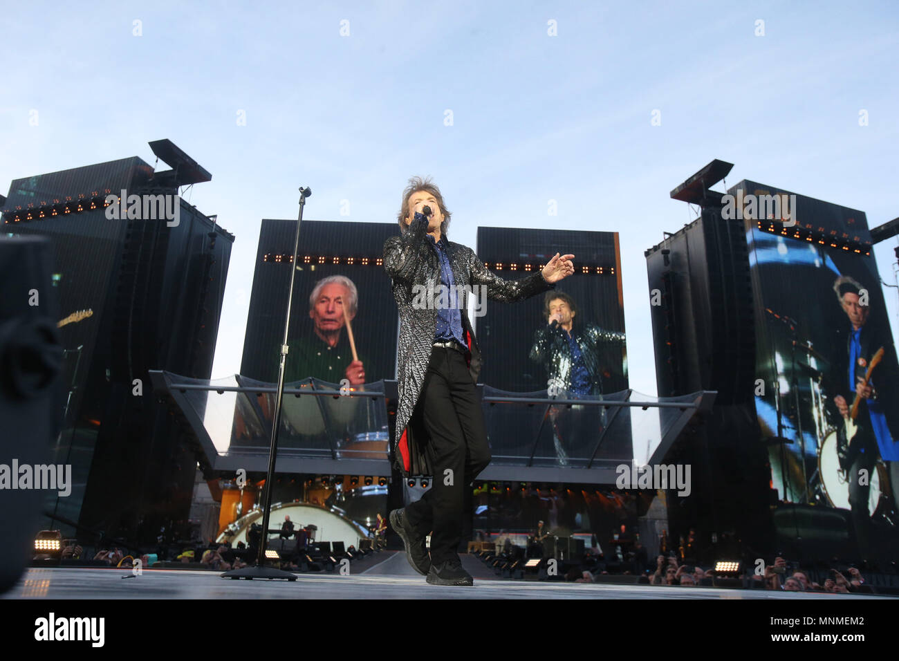 17/5/2018. Oui, les garçons sont de retour en ville ! Mick Jagger joue à la foule avec Keith Richards, Ronnie Wood et Charlie Watts de The Rolling Stones à l'appui qu'ils ont joué dans Croke Park de Dublin ce soir, sur la première étape de leur Les pierres - Pas de filtre d'. Après leur concert ils vont voler retour au Royaume-Uni pour continuer le tour qui comprend Londres, Edimbourg et Cardiff. Photo : Leon Farrell/RollingNews.ie Banque D'Images