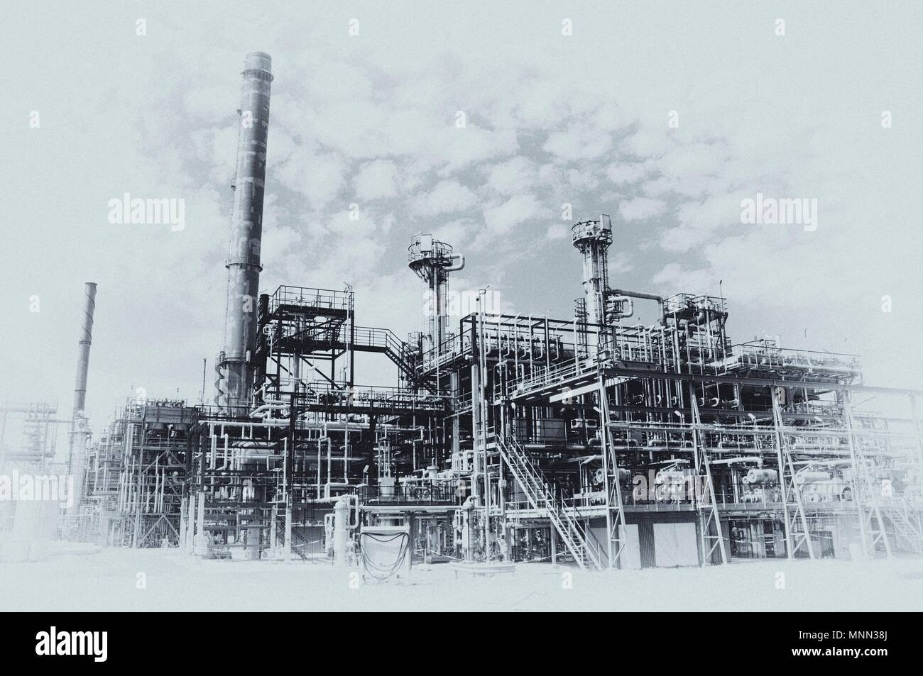 Raffinerie de pétrole et de gaz. Banque D'Images