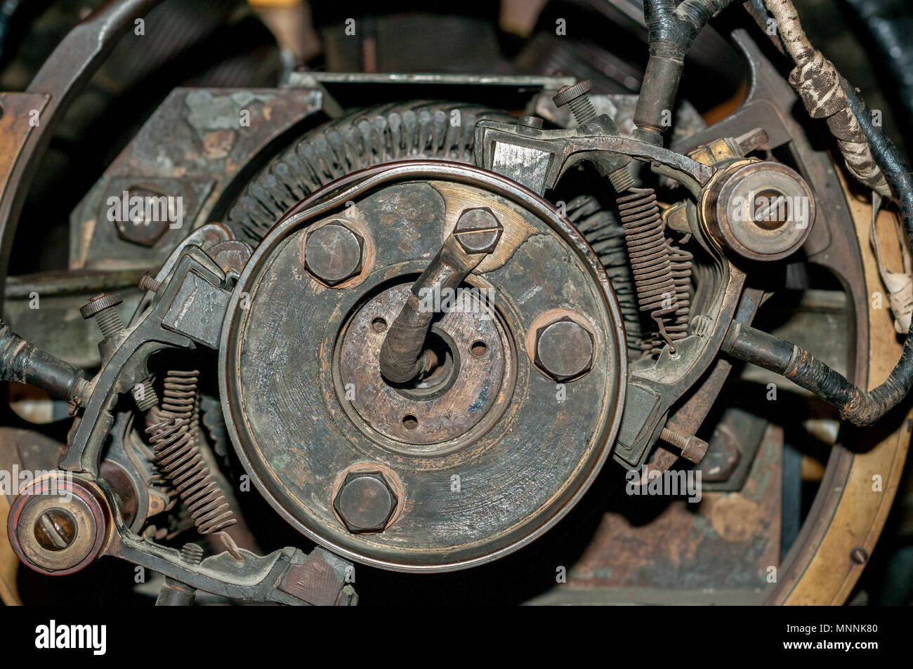 Détail d'un ancien alternateur, faite par Planas, Flaquer i Cia company, Musée d'histoire de Gérone, Gérone, Catalogne, Espagne Banque D'Images